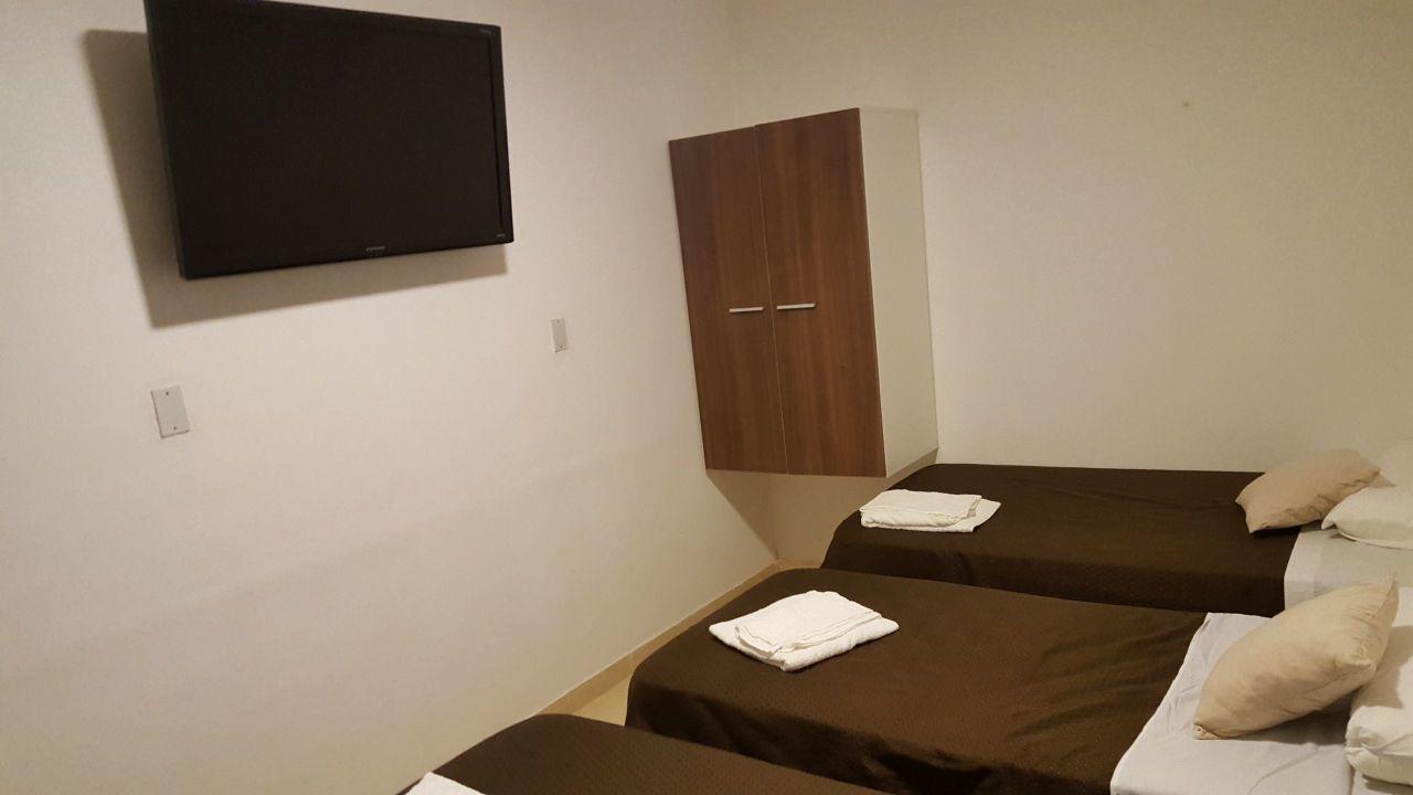 Apart Temporario Saenz Pena Appartement Roque Sáenz Peña Buitenkant foto